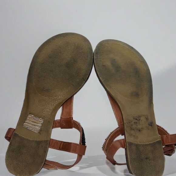 Muk Luks Beaded Sandals - Picture 9 of 10